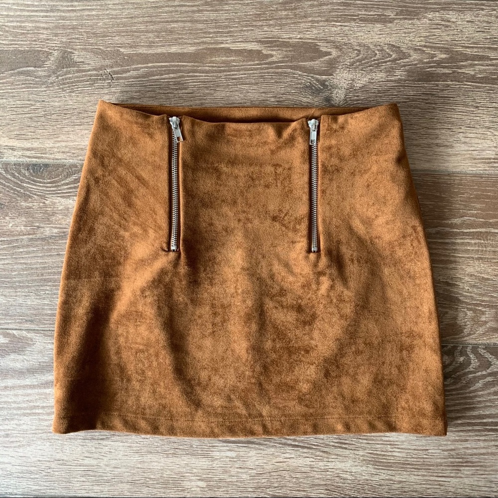 🔥 Suede Mini Skirt